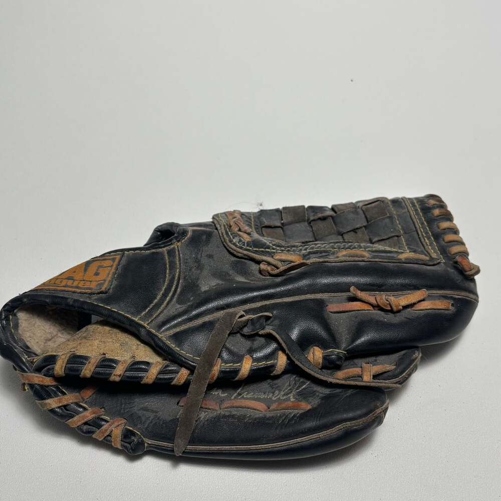 Mag Leaguer Sk-33 Baseball Glove Black Leather RHT